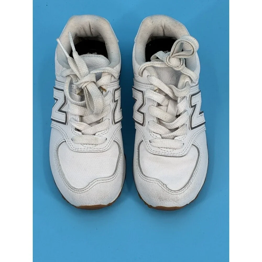 New Balance 574 Kids Size 11 White Gum Sole Sneakers PC574FHN